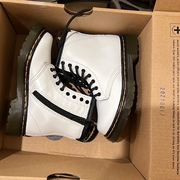 White NWT Dr.Martens